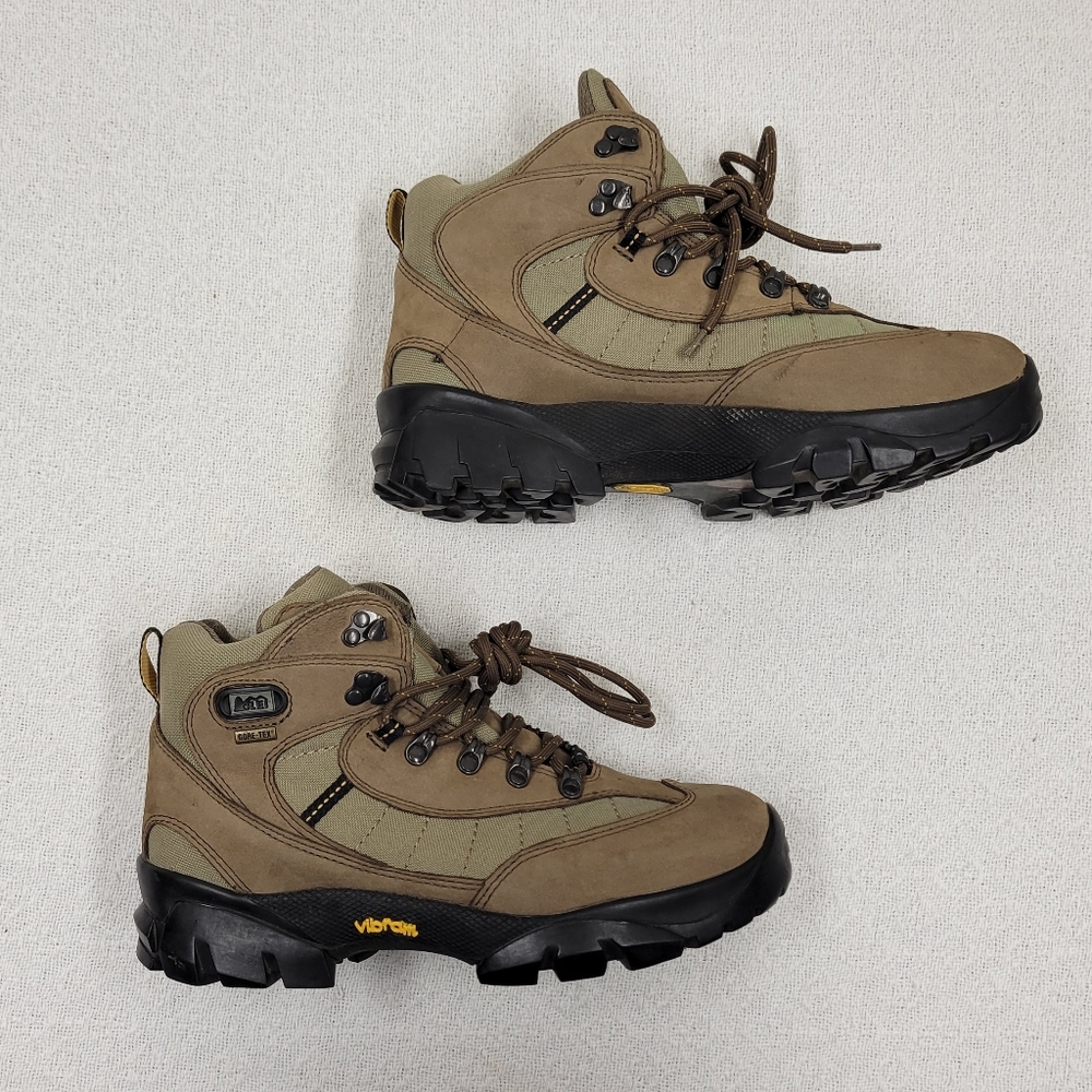 Men's Rei Monarch Lll GoreTex Hiking Boots Gem